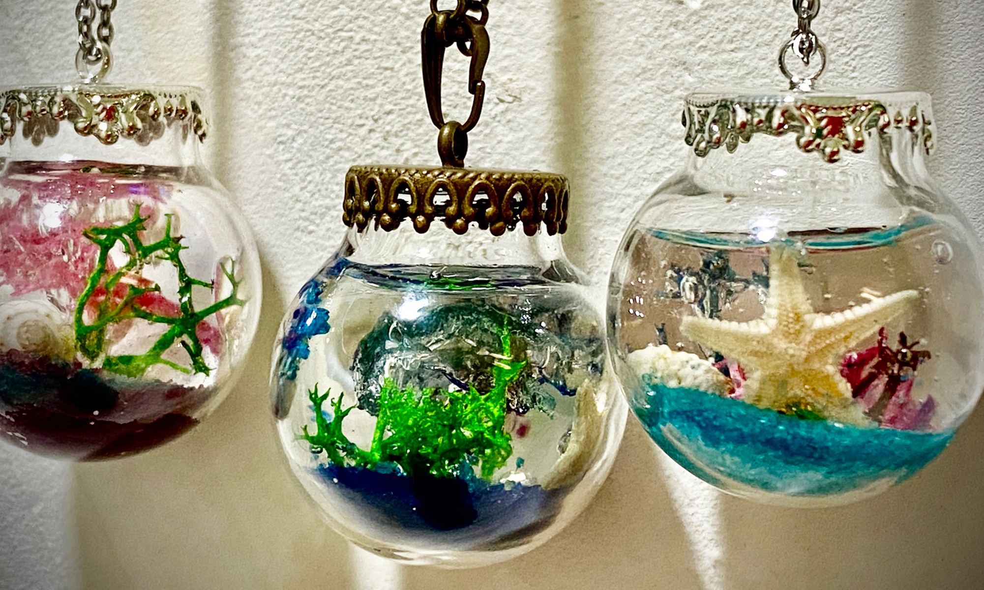 Up to 50% Off Terrarium and Picture Pendant Class