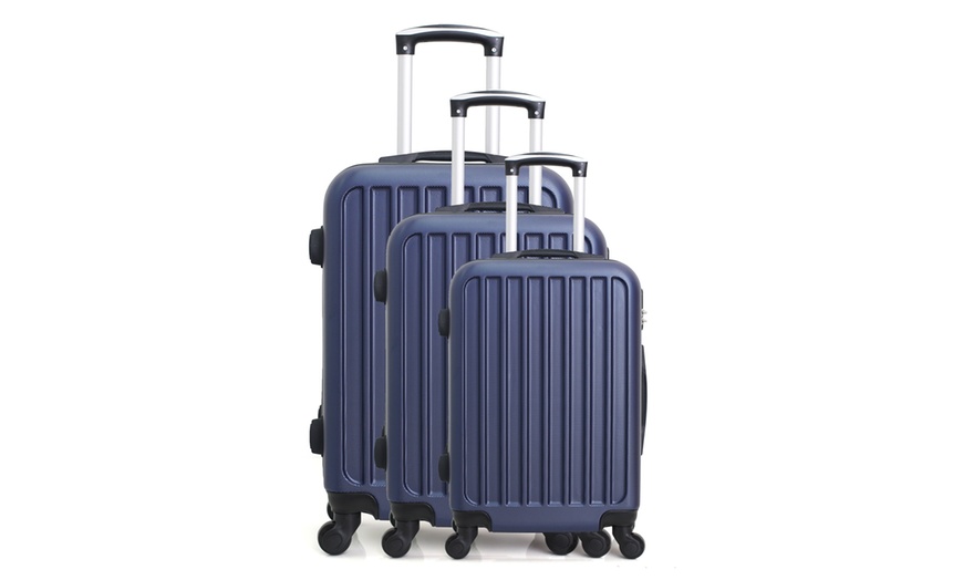 Image 5: Hero Three-Piece Luggage Set