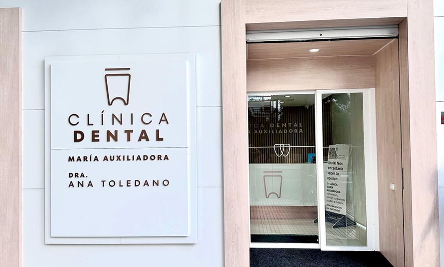 Image 7: Hasta 75% dto. en Limpieza dental en Clínica María Auxiliadora