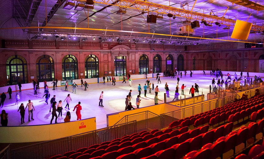 Image 5: Ice Skating with Skates Hire