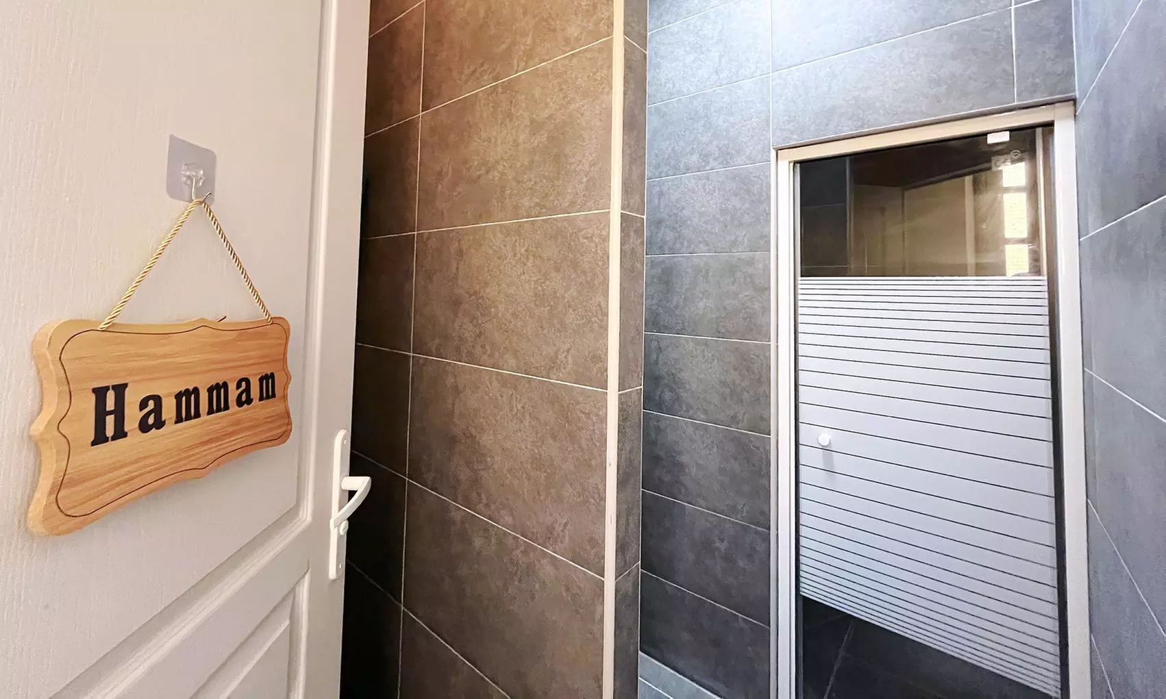 Dans un havre de paix : massage, hammam, gommage ou spa capillaire