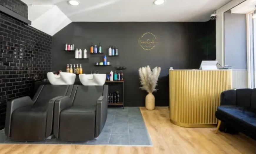 Image 1: Jusqu'à 46% de remise sur Lissage brésilien chez Anais Coiffure