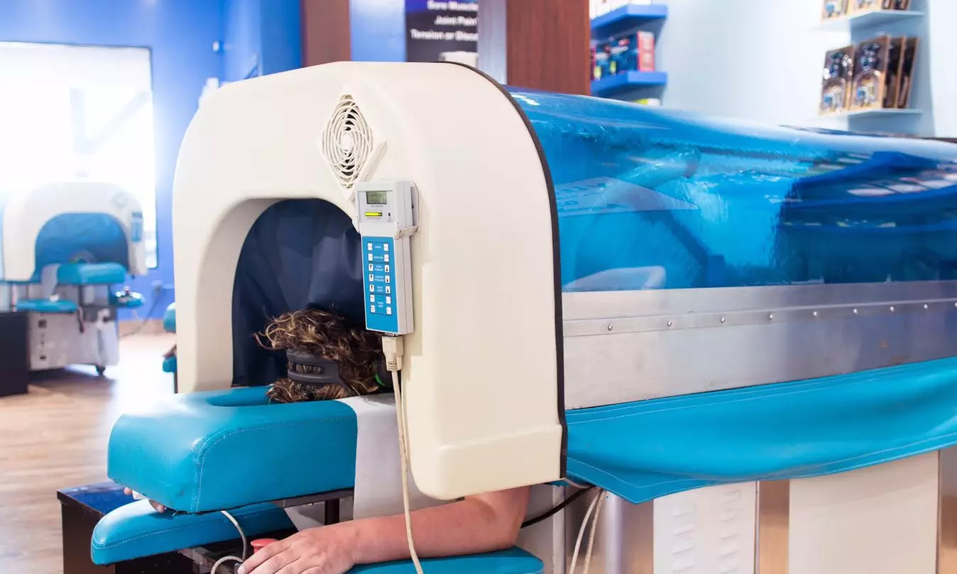 One or Three Aqua Massages, Oxygen Bar Sessions, or Both at Vitality International (Up to 62% Off) - Primary Image