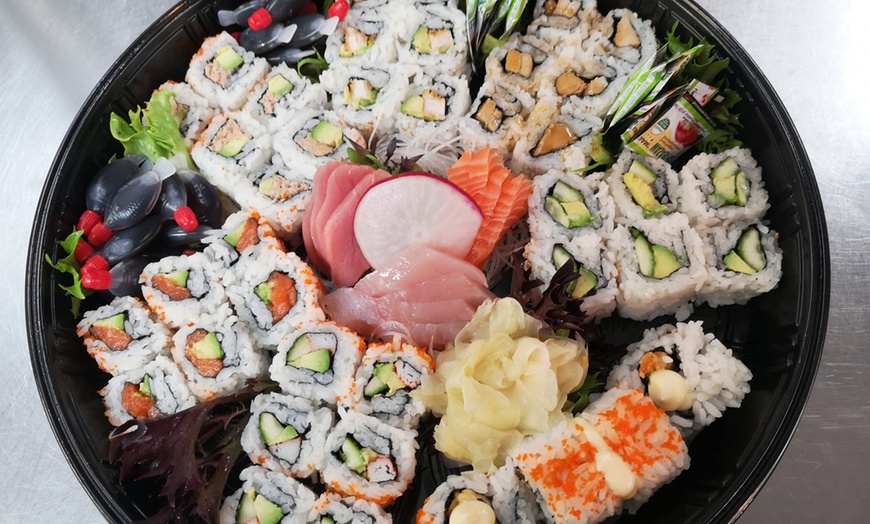 Image 2: Nigiri and Sashimi Platter