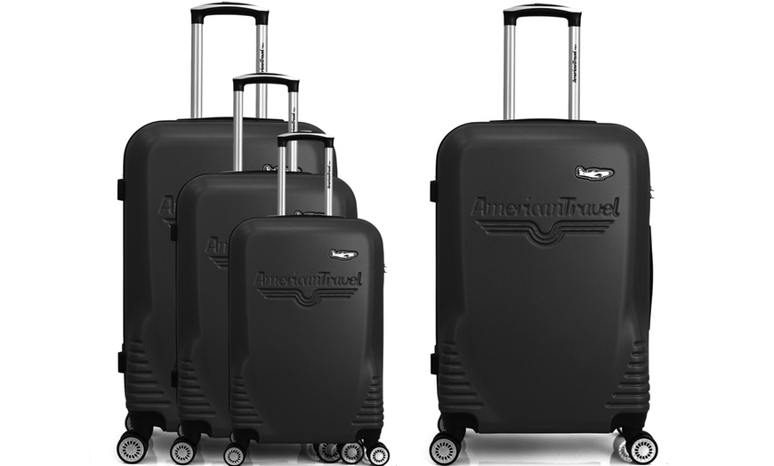 Image 2: Set of Three Suitcases