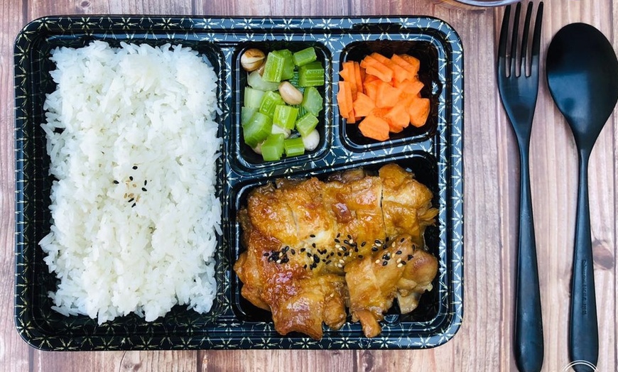 Image 2: Takeaway Bento Box with Drink