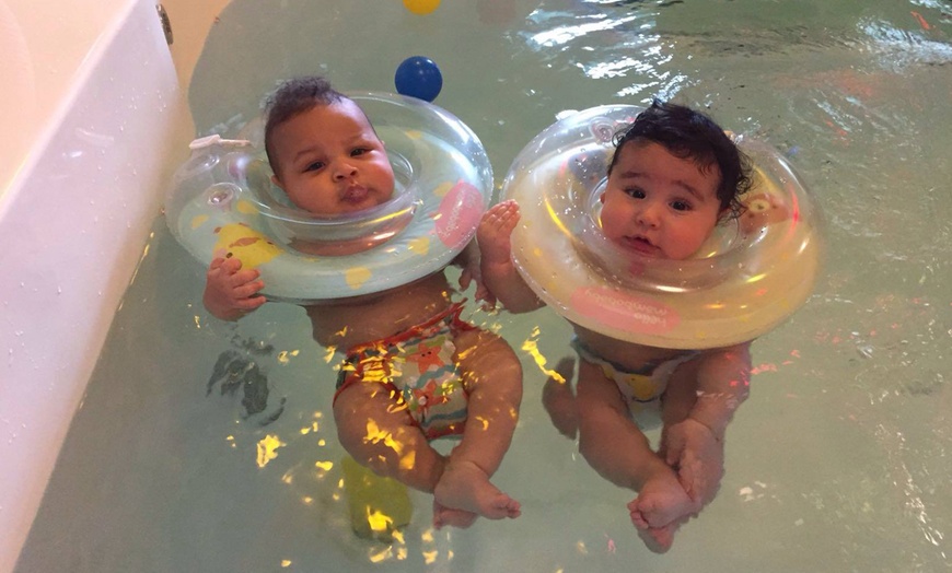 Image 2: Floating Bath for Babies