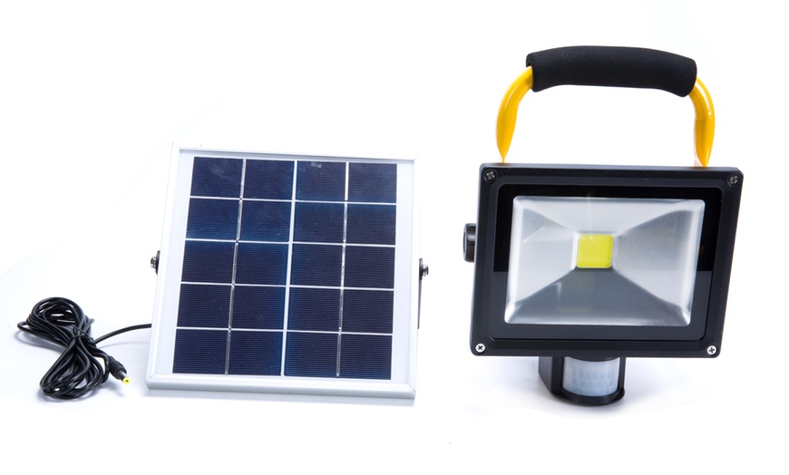 Image 11: Solar-Powered LED Work Light