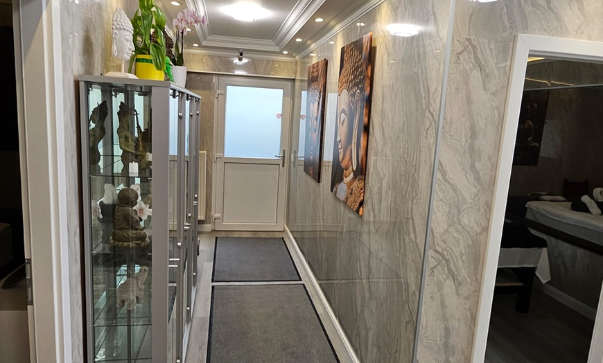 Image 8: 60 Min. oder 90 Min. Thai-Massage für 1 Person