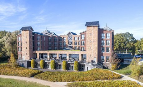 Limbourg : chambre Confort ou suite Junior 4* avec pdj et bien-être