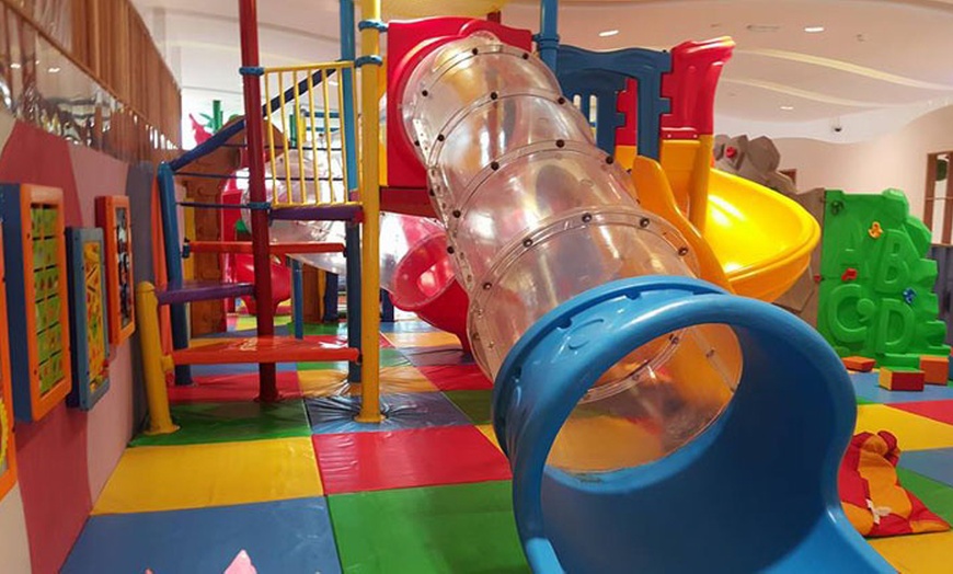 Image 2: Full-Day Soft Play