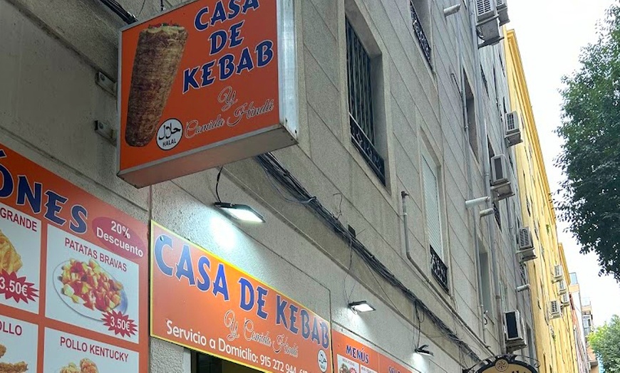 Image 8: Menú de kebab o durum para 2 o 4 personas con opciones vegetarianas