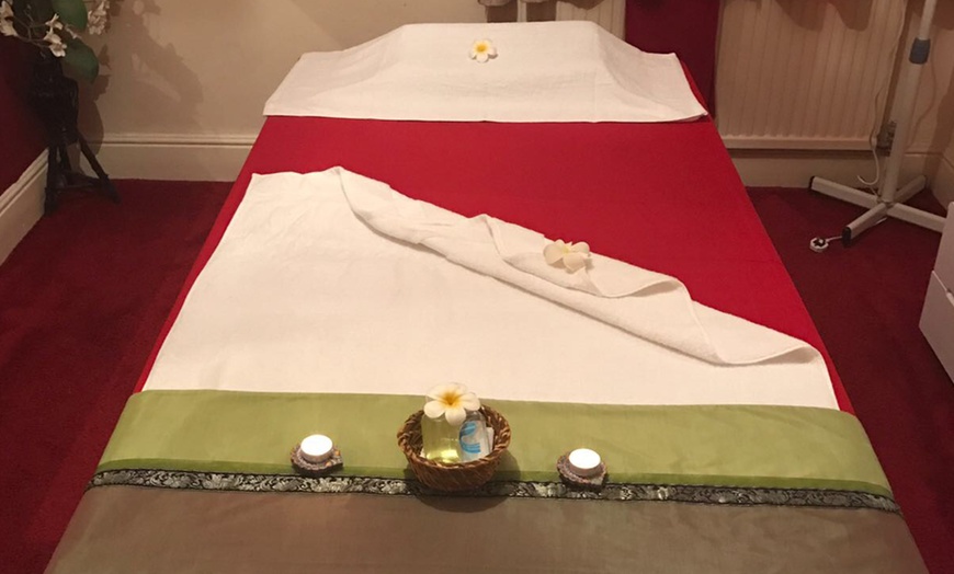 Image 4: Aromatherapy and Thai Massage