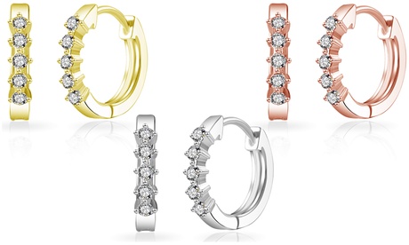 Fino a 3 paia di orecchini a cerchio Philip Jones con cristalli Swarovski®, disponibili in 3 colori