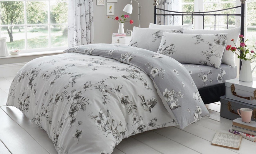 Image 4: Birdie Blossom Duvet Set