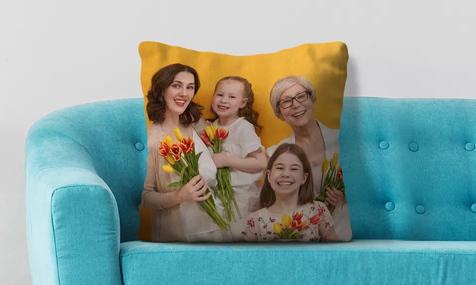 Coussins basiques ou premiums personnalisés avec Photo Gifts