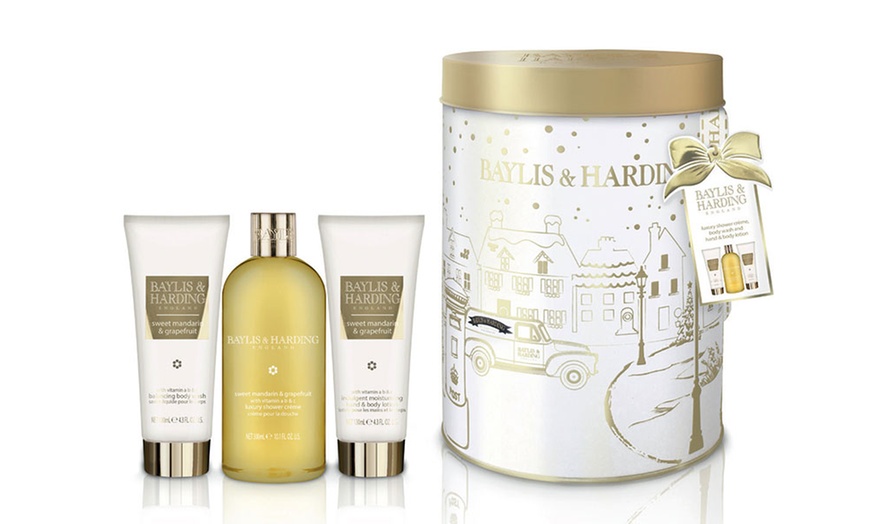 Image 3: Baylis and Harding Gift Sets