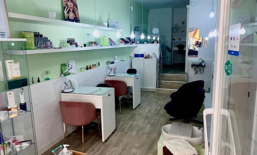 Image 5: Tratamiento facial de 45 minutos con maderoterapia y radiofrecuencia