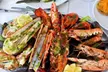 Descubre el sabor mediterráneo con un menú de mariscada o parrillada de carne para 2 o 4 con 56% de descuento - Second Medium
