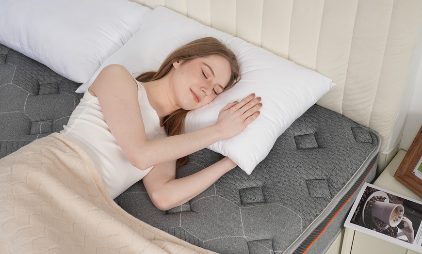 Image 3: Deep 9-Zone Foam Pocket Sprung Mattress