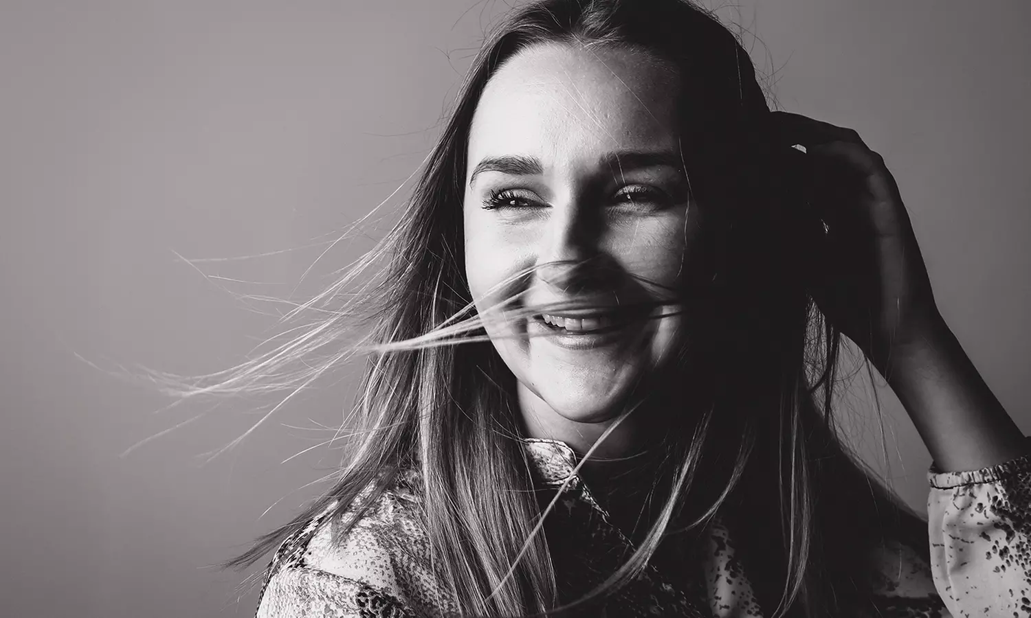 Family- oder Kinder-Fotoshooting für bis zu 6 Personen bei Prifoto - Fotostudio in Dortmund (bis zu 77% sparen) - Second Medium