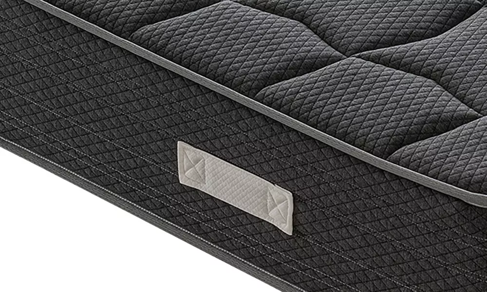 Ergonomische Memory-Schaum-Matratze „BlackMoon“