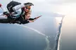 Skok spadochronowy w tandemie z filmem i zdjęciami nad morzem z firmą Skydive Hel - Image 4
