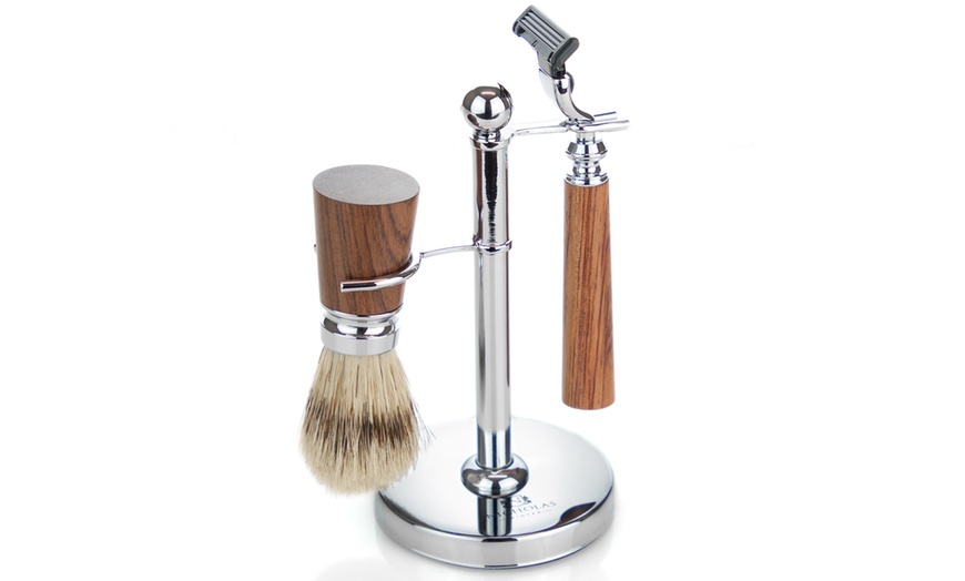 Image 15: Traditional Shaving Utensils