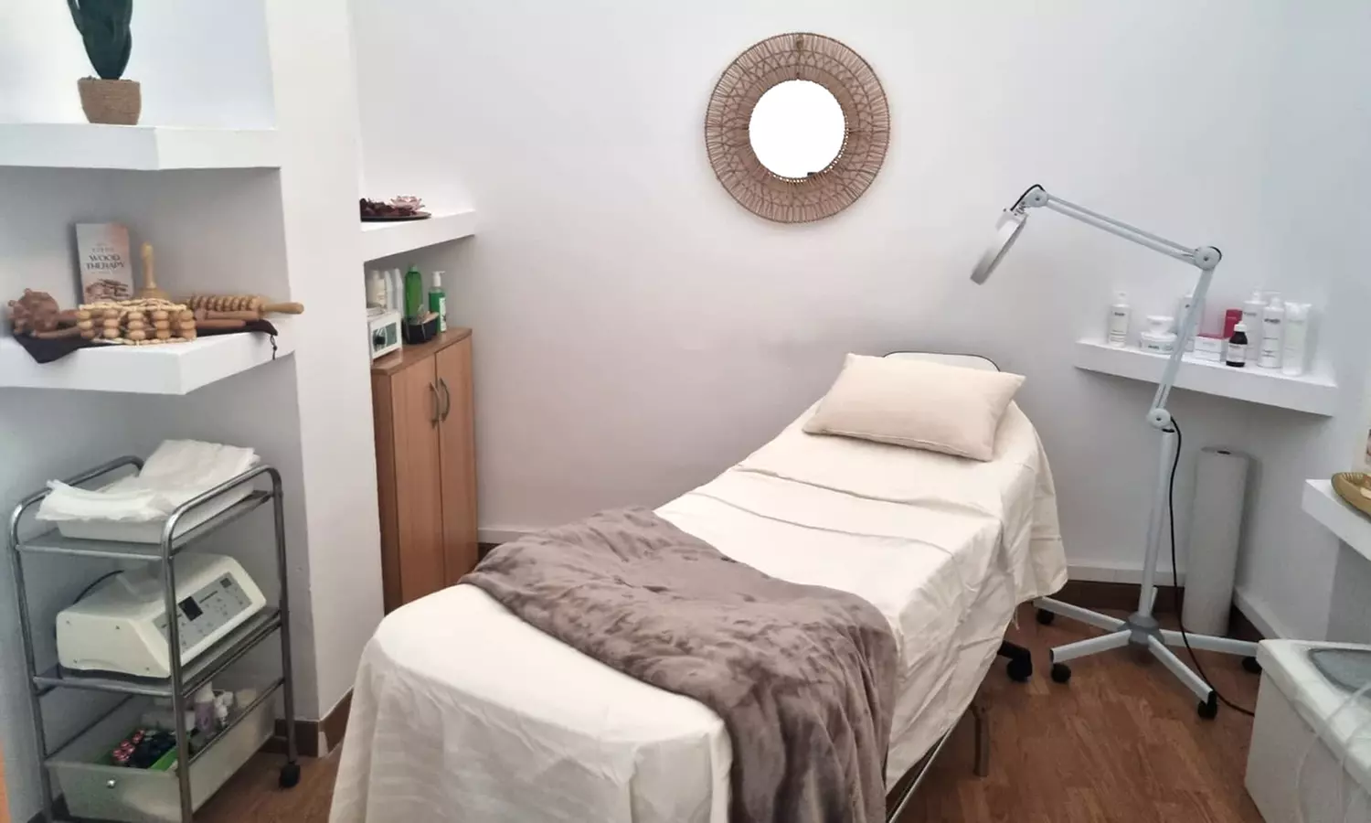 Rostro radiante: tratamiento facial combinado a elegir para 1 persona