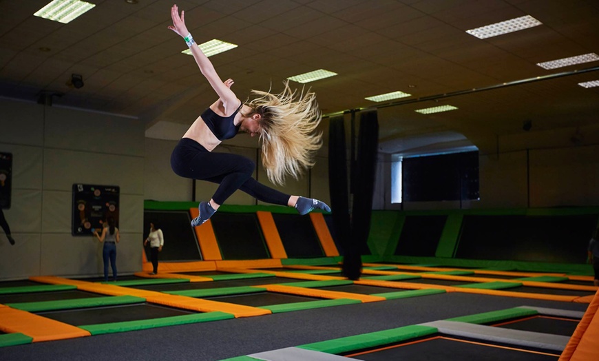 Image 2: One-Hour Trampoline Park Access