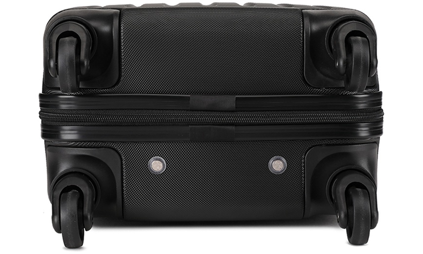 Image 6: Practical Lightweight Luggage: 20-, 24-, 28-Inch, Single or as a Set