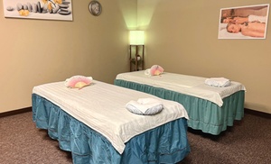 Relaxing 60-Minute Couples Massage for Ultimate Comfort