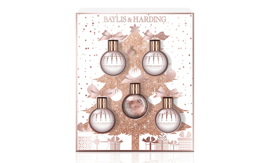 Image 6: Baylis and Harding Gift Set