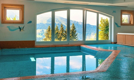 Brentonico: bilocale o trilocale con balcone, colazione o mezza pensione e Spa per 2 o 4 persone al Residence Bellavista