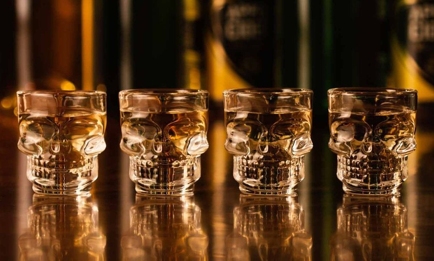 Image 8: Set of 3D Skull Shot Glasses