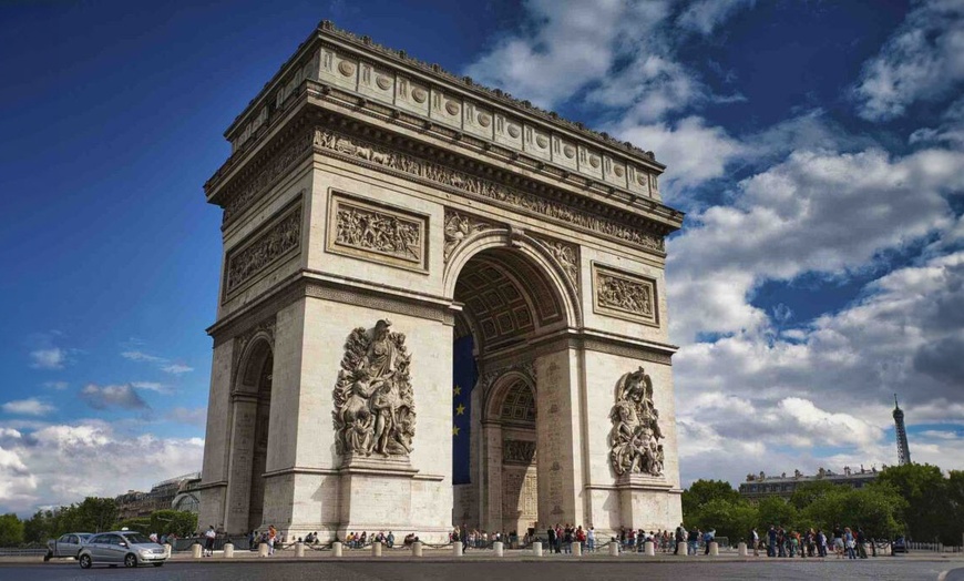 Image 1: Paris : chambre double avec petits déjeuners