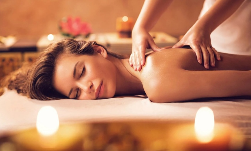 Image 1: Unwind and Relax: 30, 60 or 90-Minute Choice of Massage