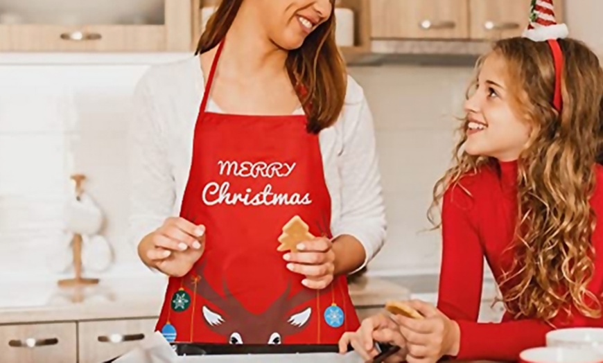 Image 3: Merry Christmas Cooking Apron