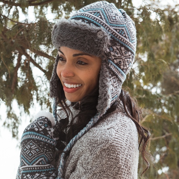 women's trapper hat canada