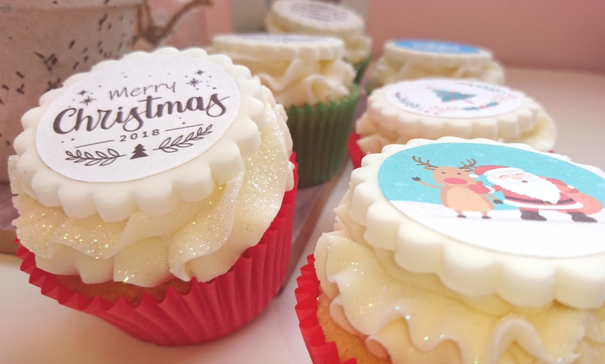 Image 3: Six Cupcakes with Message