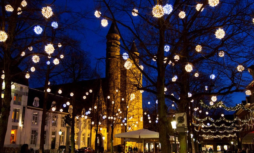 Image 13: Europa: busreis naar een kerstmarkt in Europese stad naar keuze