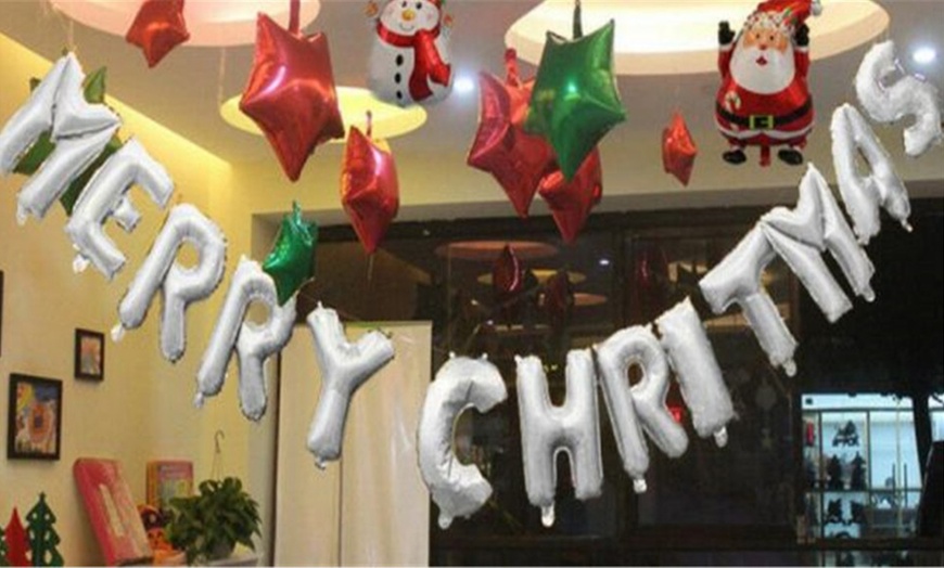 Image 7: Merry Christmas Foil Balloon