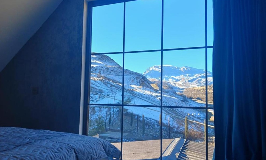 Image 4: 4-Day/ 3-Night Azerbaijan Tour with Breakfast and Accommodation