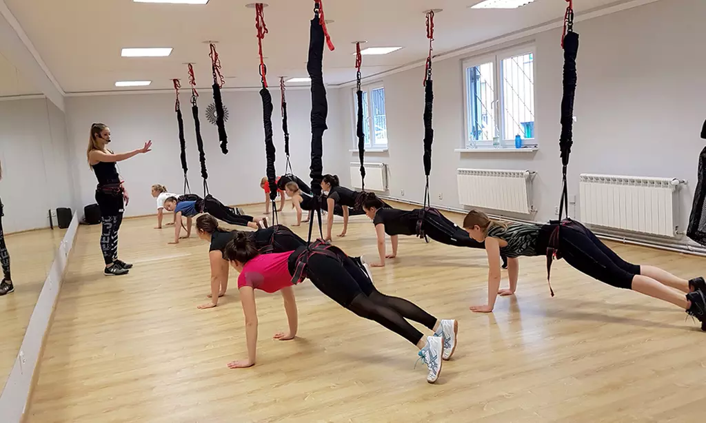 Zajęcia Bungee Fitness lub Buty Jumper – 1 lub 2 wejścia