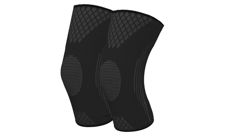 Image 7: Two-Pack of Knee Compression Sleeves