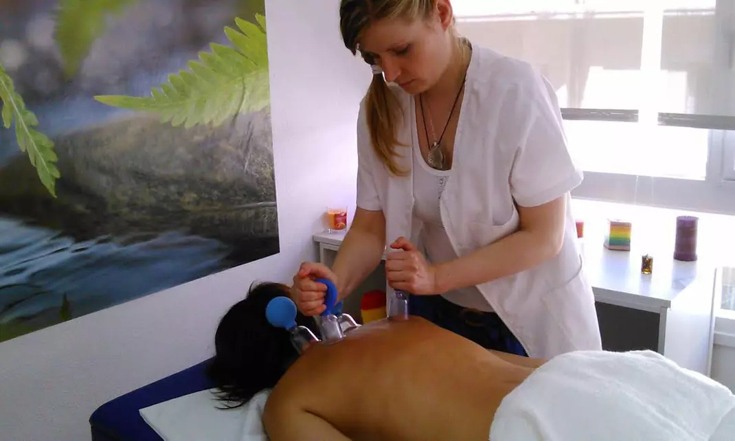 1, 3 o 5 masajes de 60 minutos a elegir en Centro Kabala