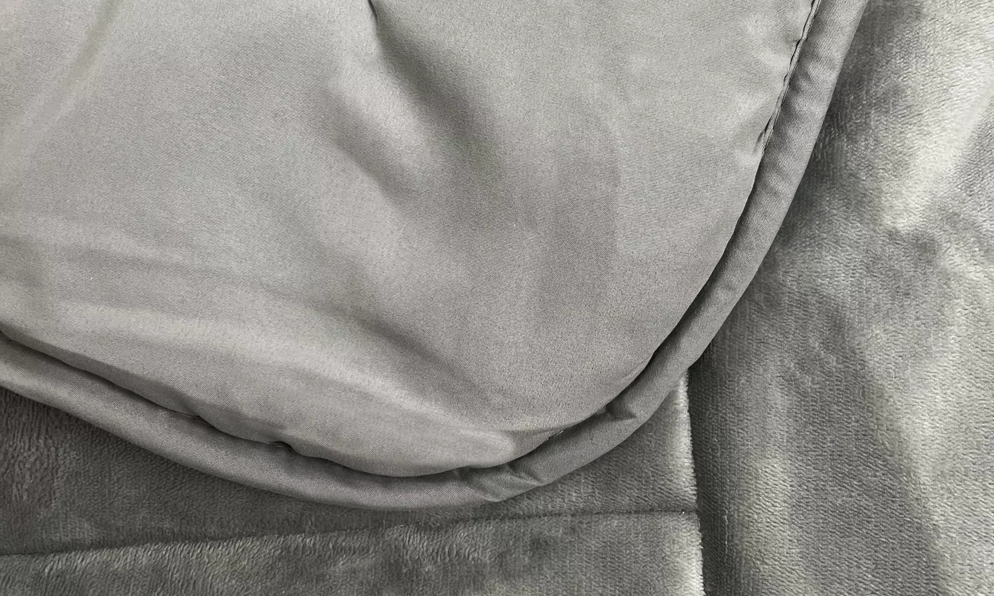 Couette douce et hypoallergénique en flanelle