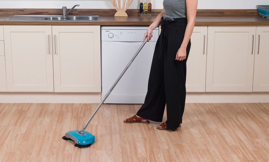 Image 6: Carpet and Spinning Sweeper