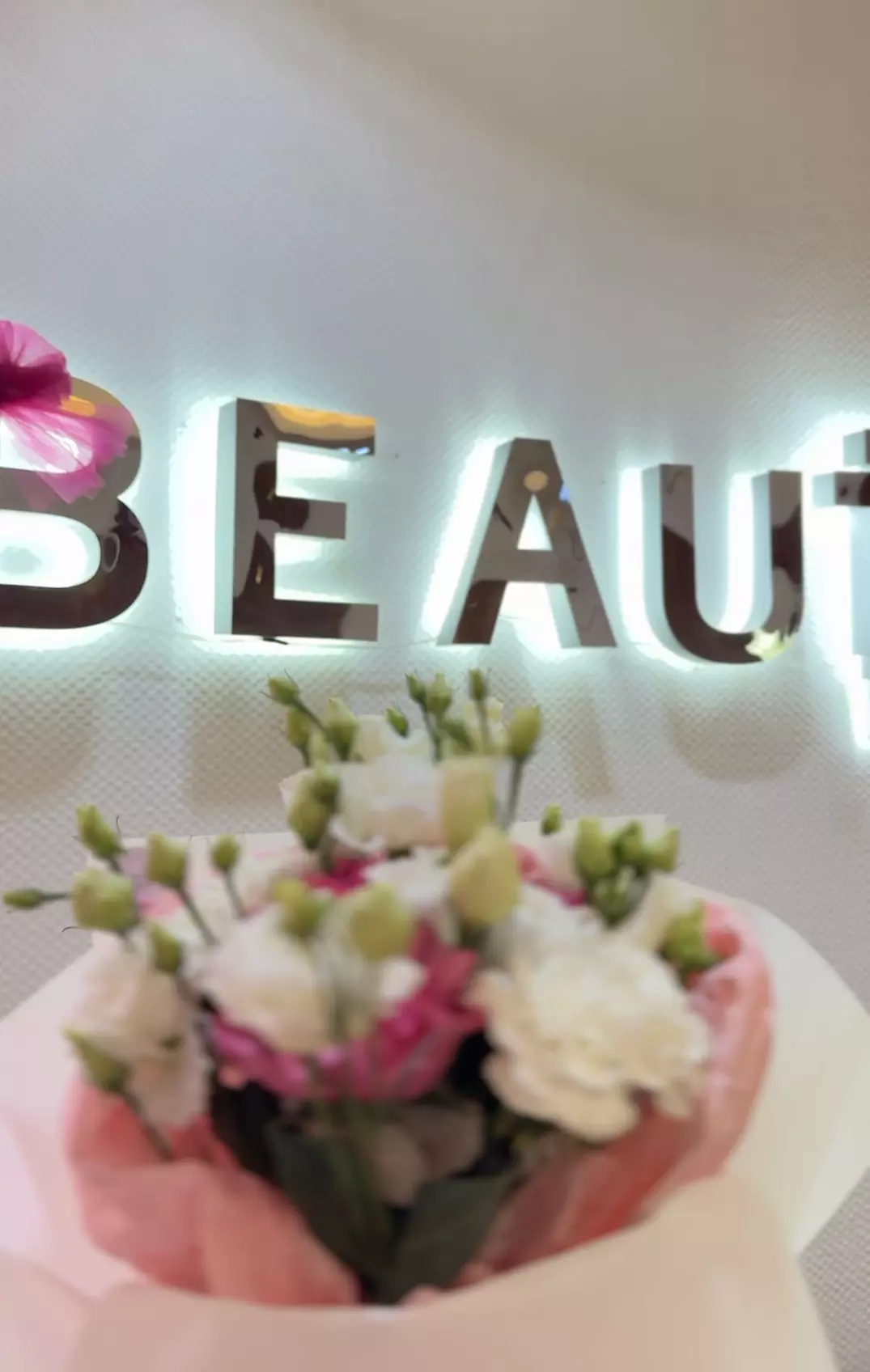 Oczyszczanie twarzy: manualne lub kombinowane z peelingiem