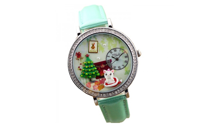 Image 7: Christmas-Themed Watches